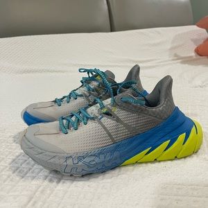 Hoka tennine shoes size 11 practically new